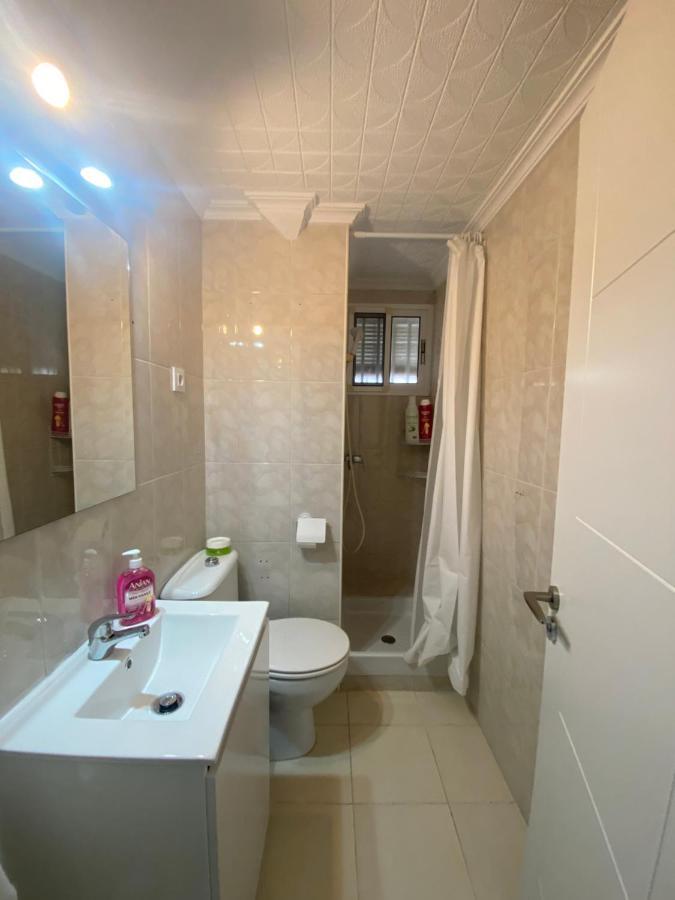 Piso Junto Al Hospital Macarena Apartment Севиля Екстериор снимка