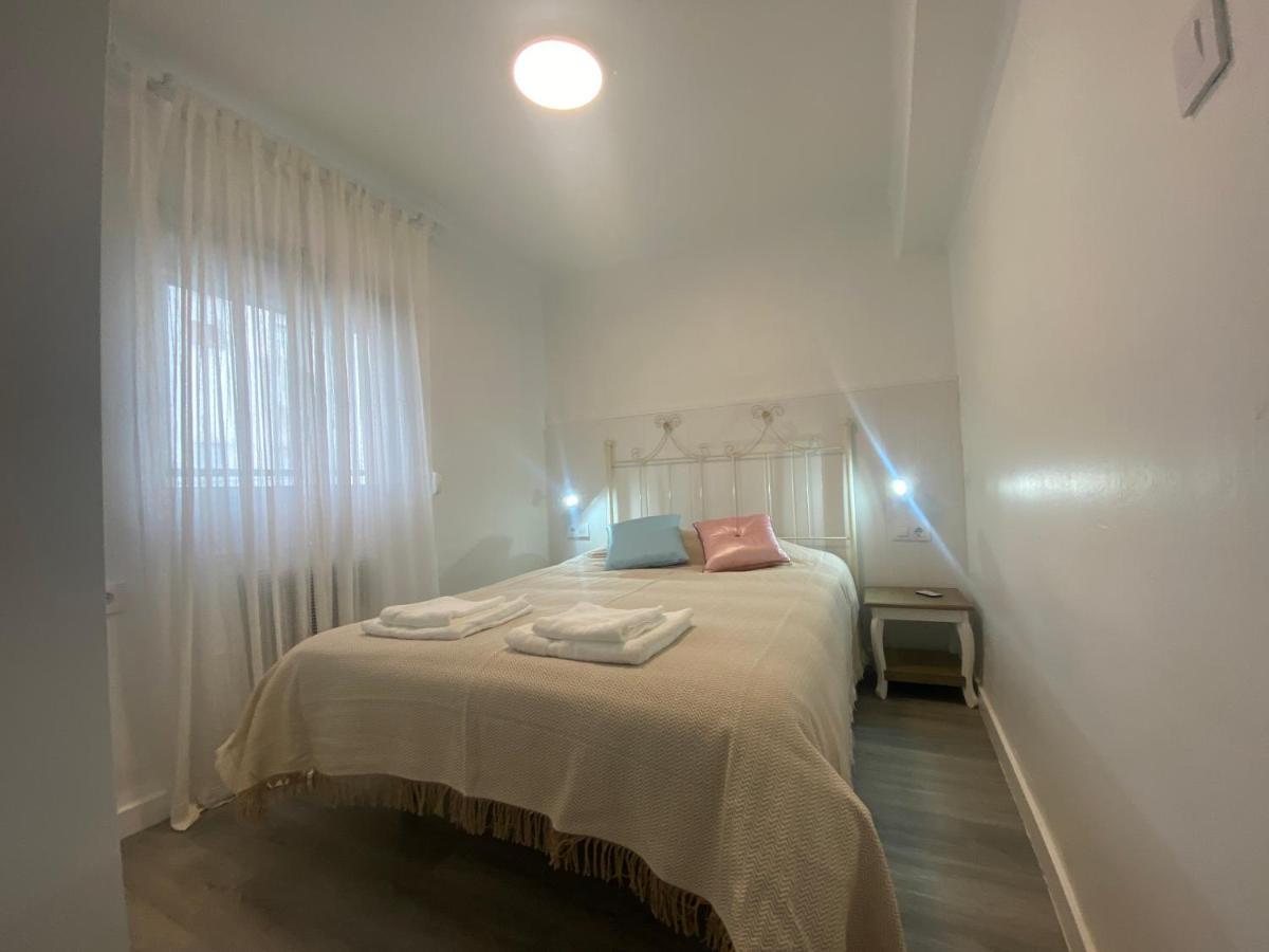 Piso Junto Al Hospital Macarena Apartment Севиля Екстериор снимка